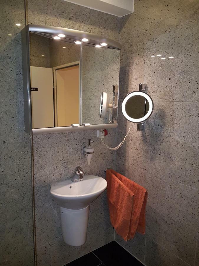 Wohnen Im Souterrain Einer Villa Herdecke Esterno foto