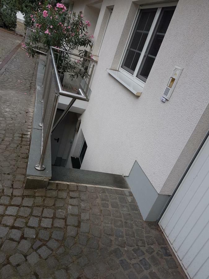 Wohnen Im Souterrain Einer Villa Herdecke Esterno foto
